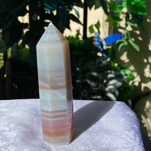 Banded Agate Tower - Picture 3 of 13